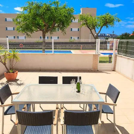 Uhc Las Dunas Hospitalet De L'Infant